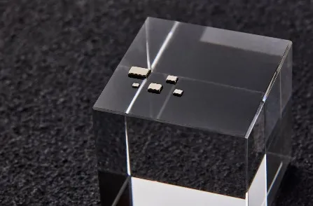 Unlock the 100 Billion Smart Wearables Market! Saisi SMD Crystal Resonators, Precisely Powering the Smart Ecosystem